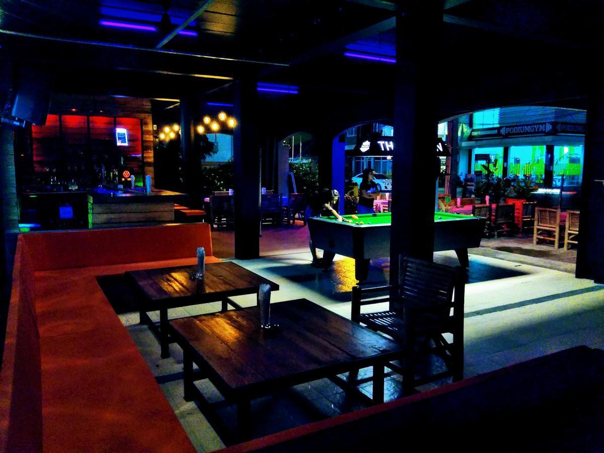 Asia Blue The Tavern Hacienda Baan Tai Exteriör bild