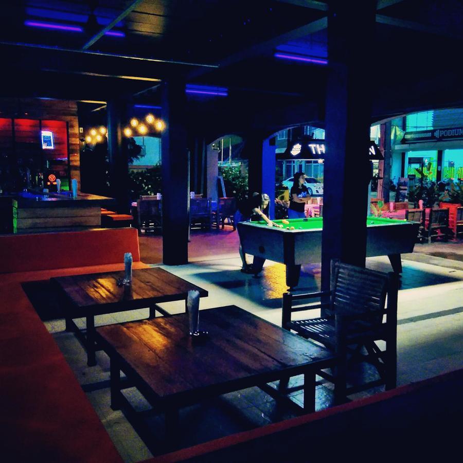 Asia Blue The Tavern Hacienda Baan Tai Exteriör bild